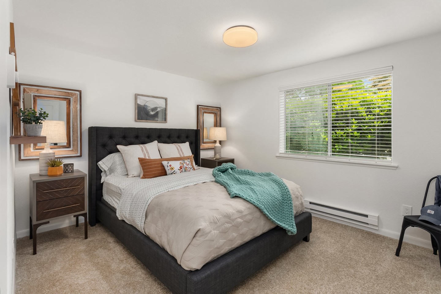 Porchlight Apartments Image 15
