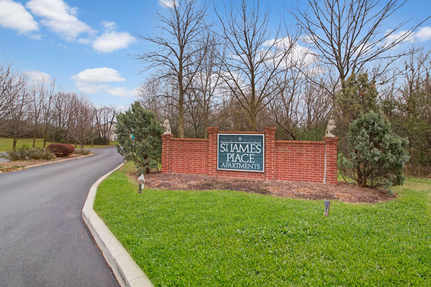 Saint James Place Image 17