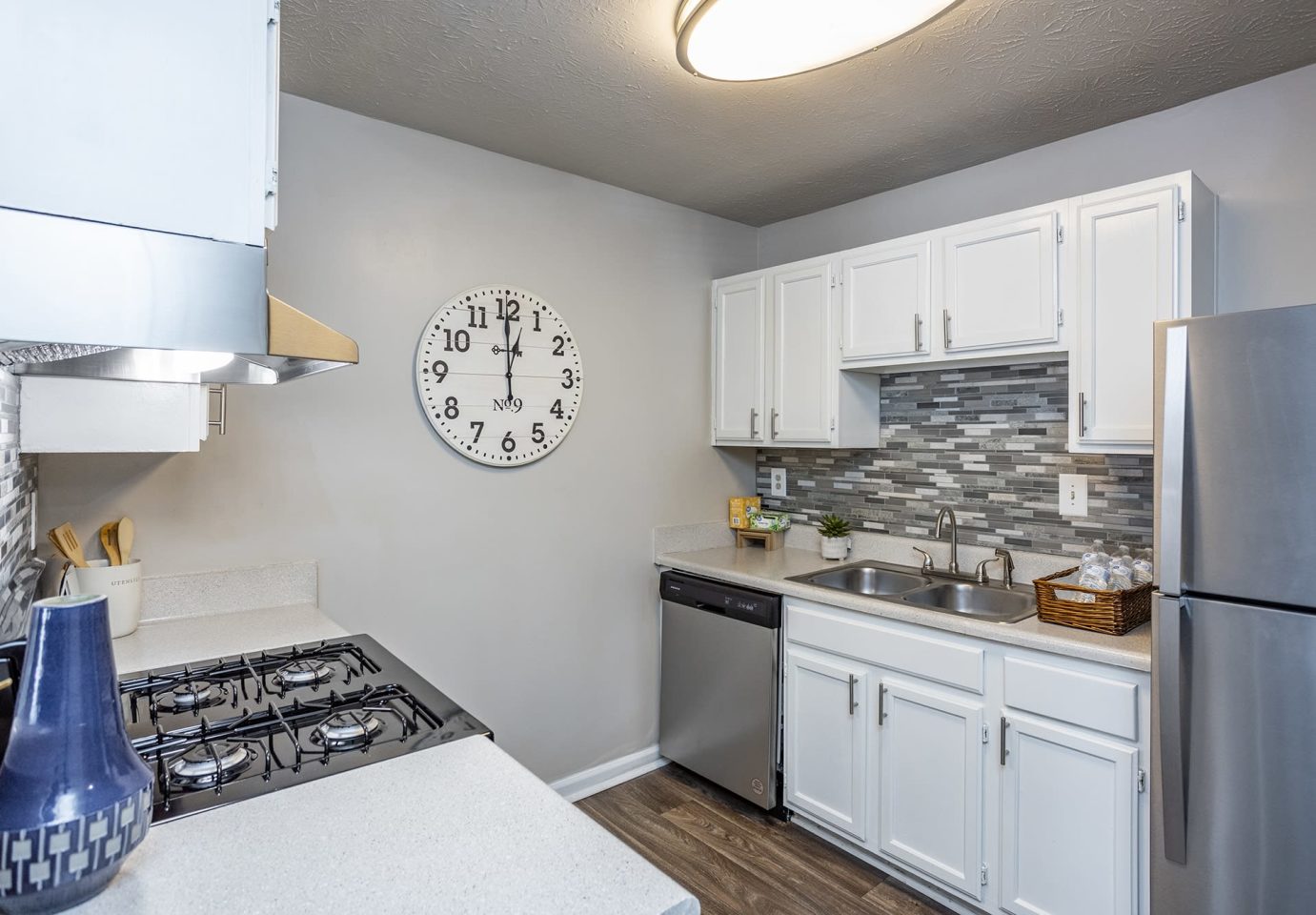 Sutter Lake Apartments Image 33