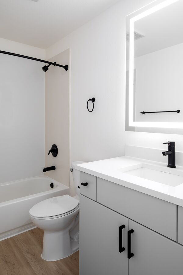 Boardwalk Apartments Image 11