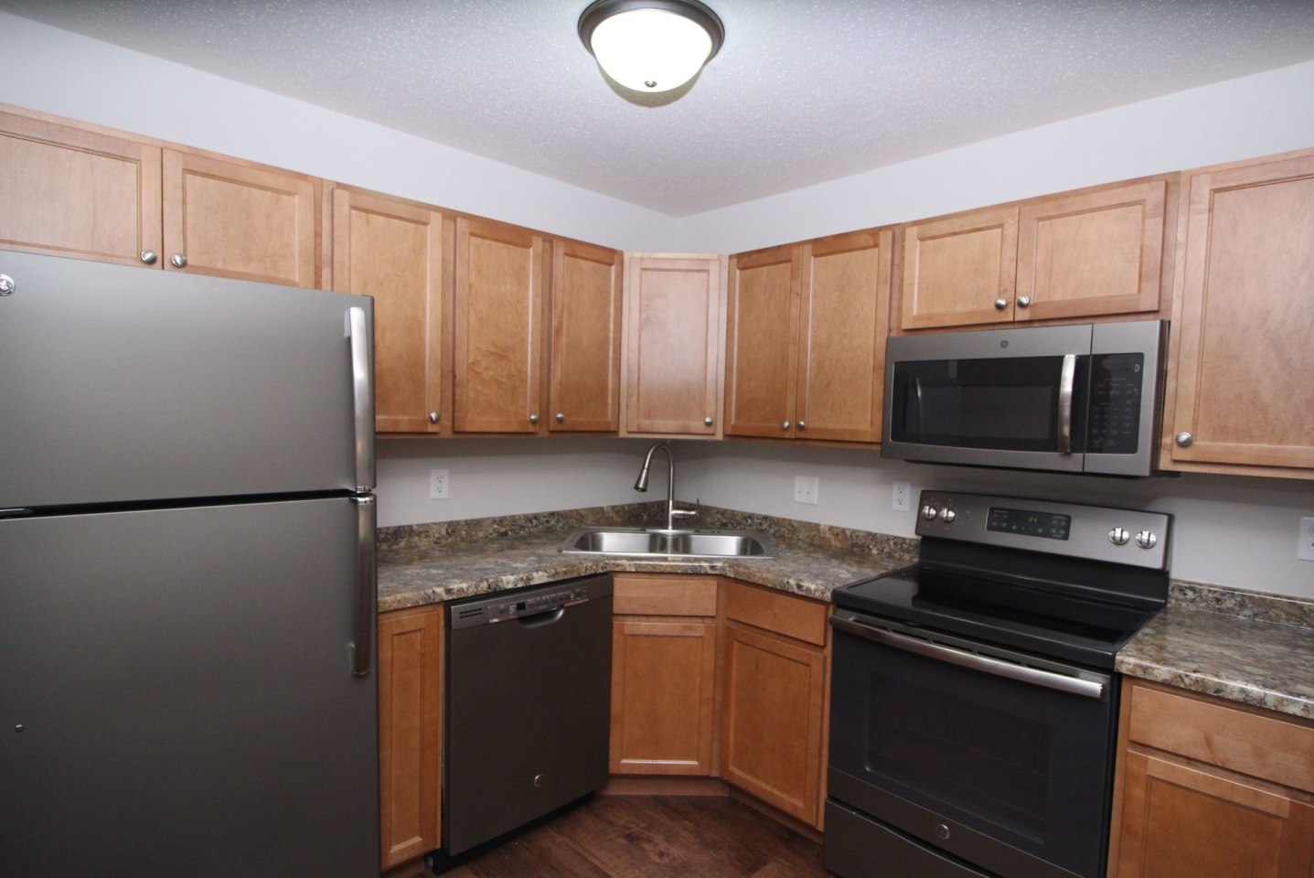 Lake Pointe Image 20