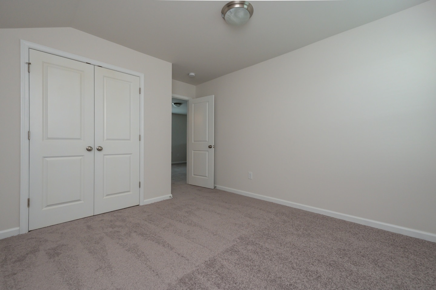 Pine Ridge Place Image 16