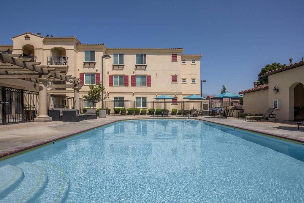 Senior Housing - Monaco Apartments Image 65