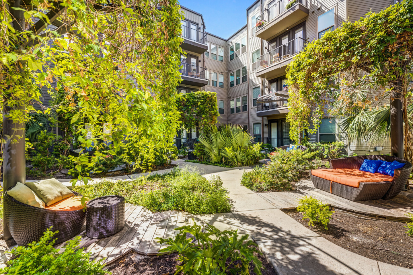 West Koenig Flats Image 30