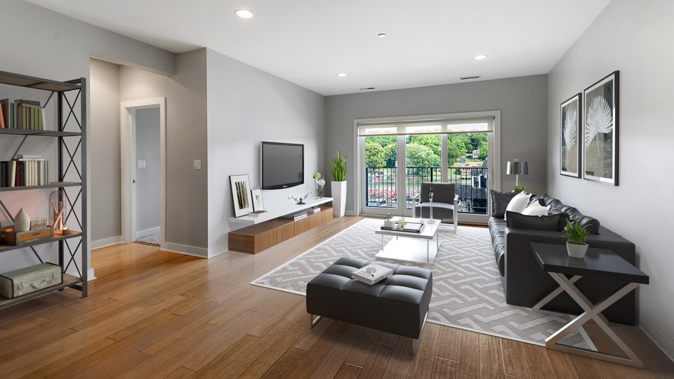 ReNew on Main Image 8