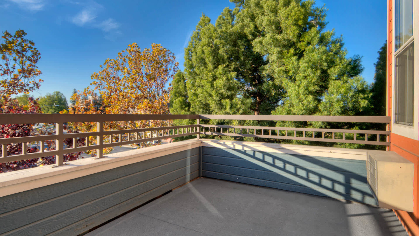 City Gate at Cupertino Image 13