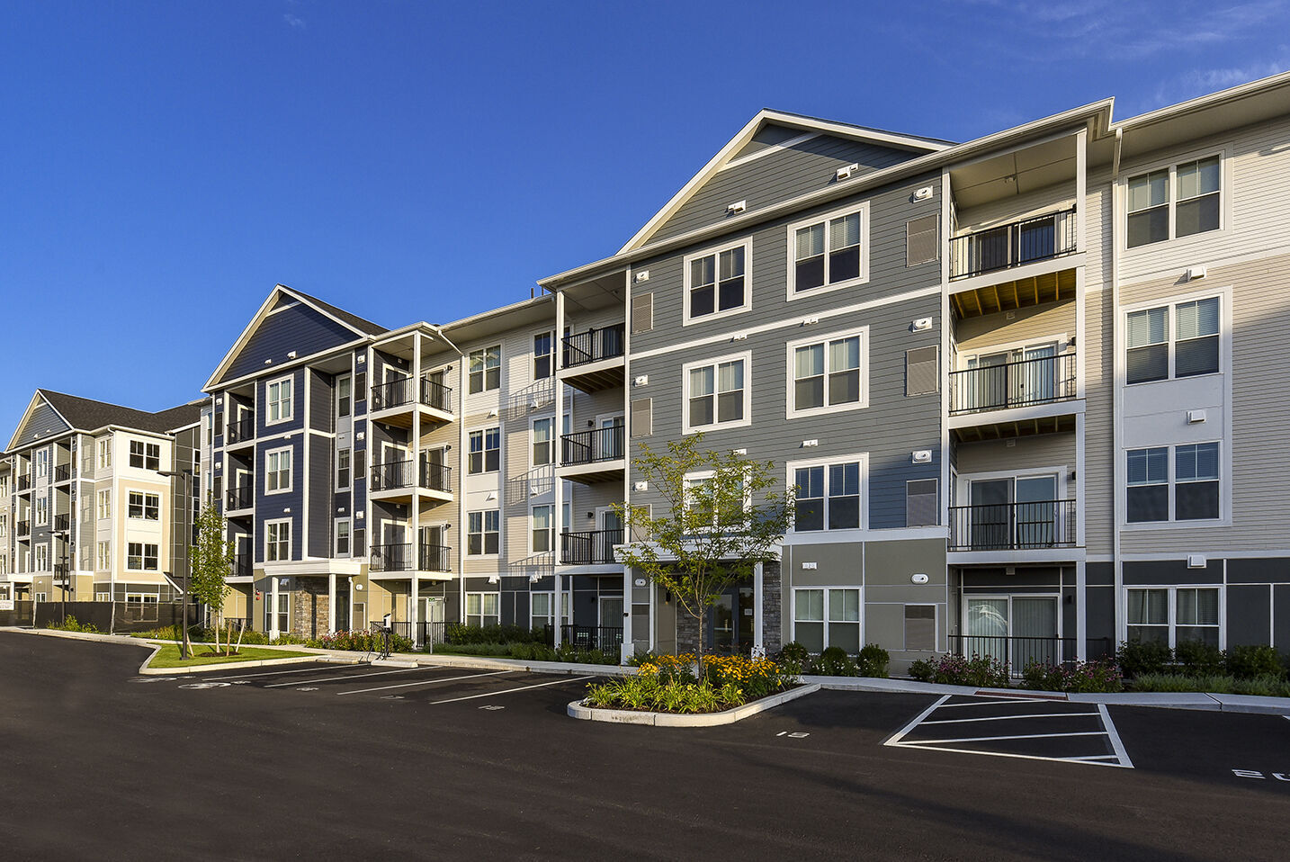 J Woburn Heights Image 32