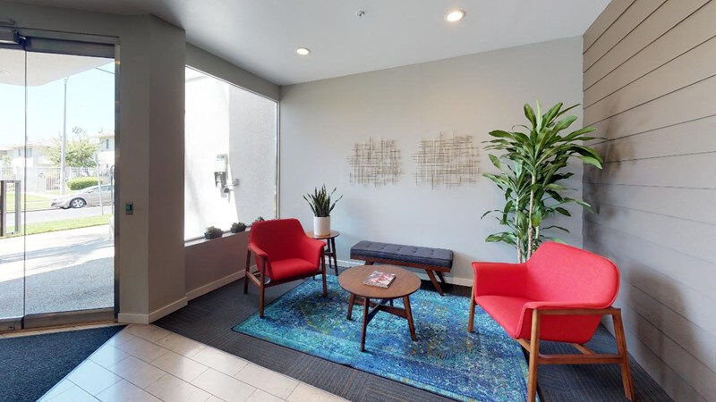 5015 Clinton Apartments Image 1