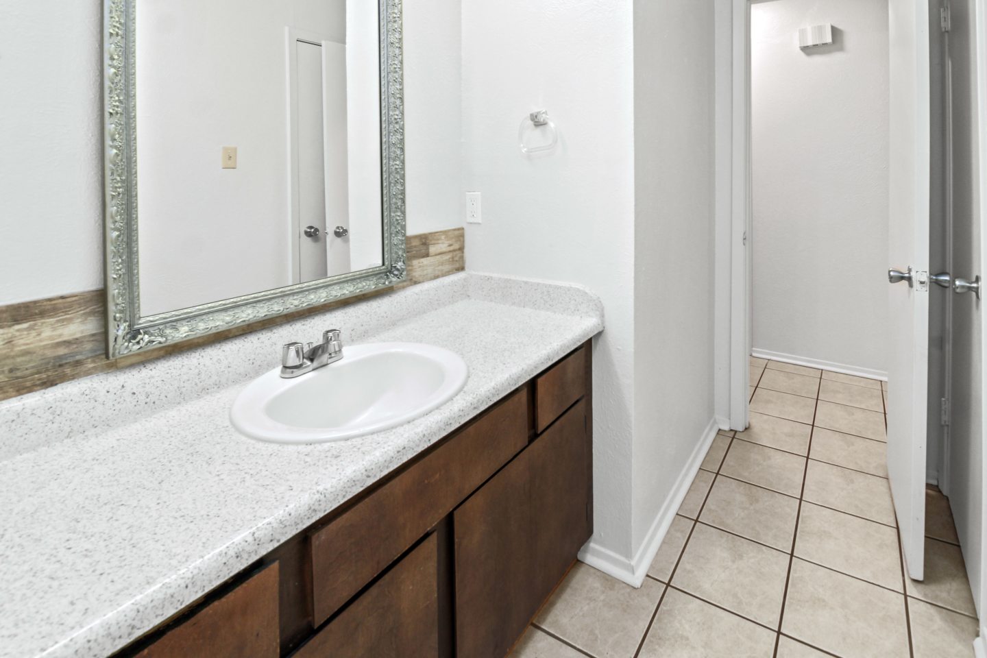 The Gallery Apartment Homes Image 24