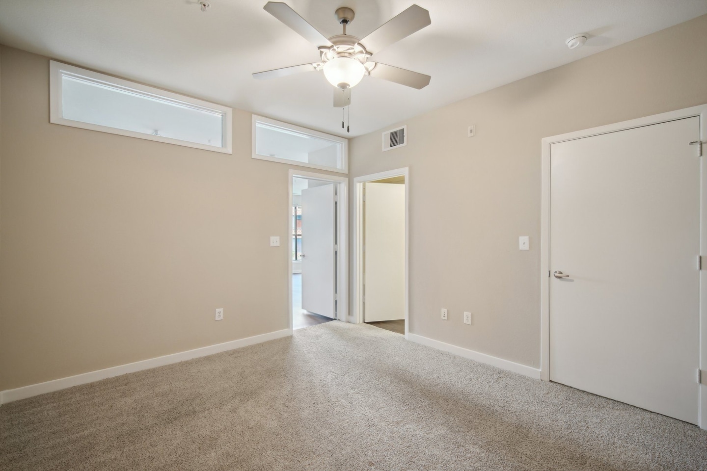 COLE Image 41