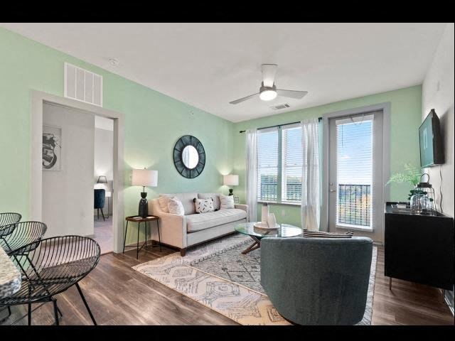 The Vue at Westchester Image 8