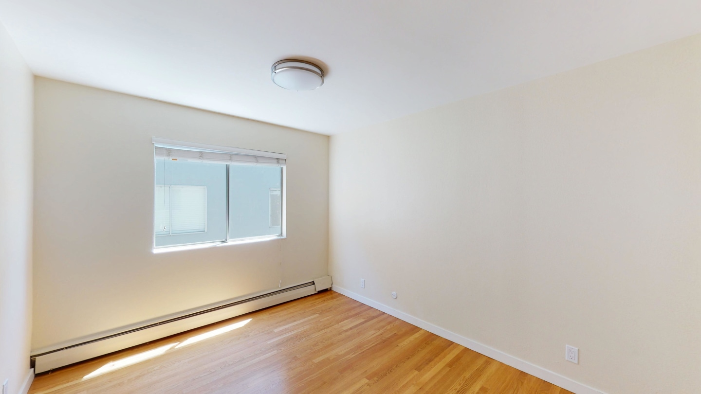 755 Green Street Image 23
