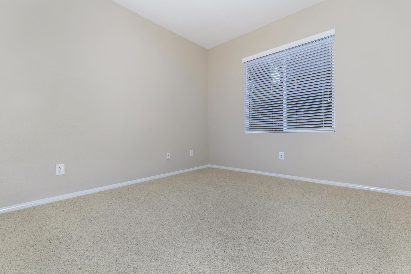 Laurel Glen Apartment Homes Image 16