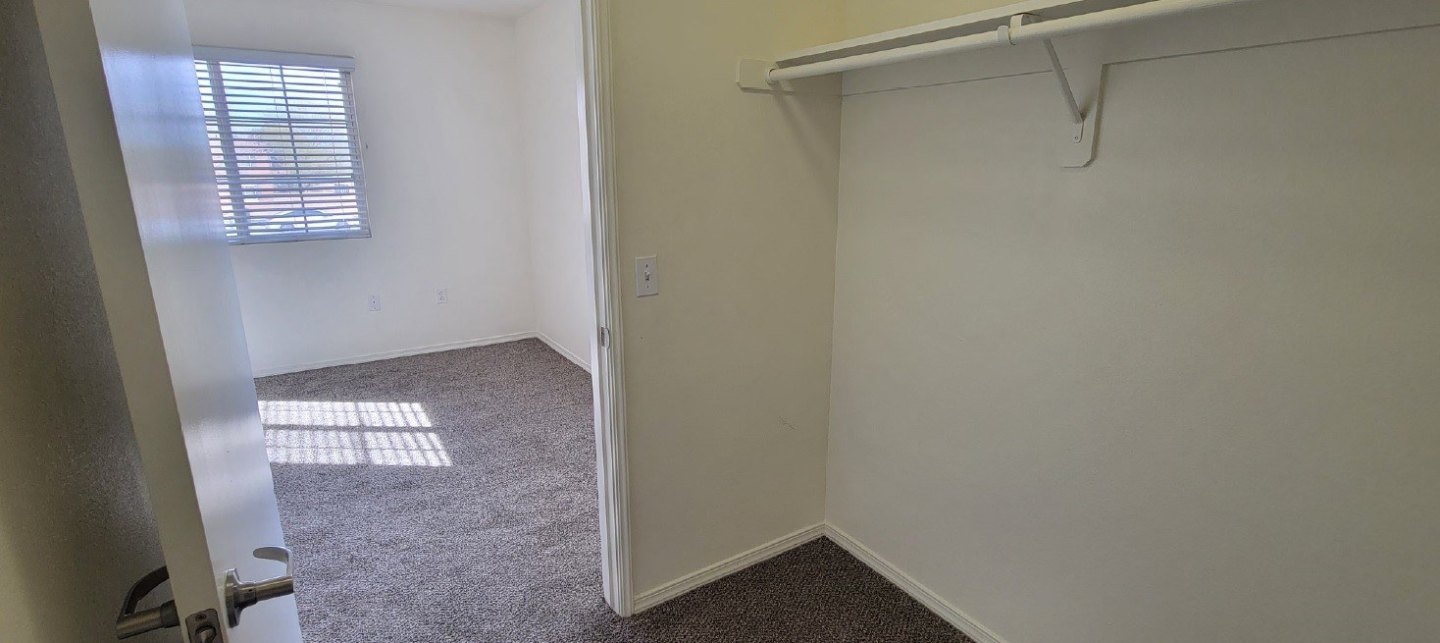 Larkspur Village Apartments Image 22