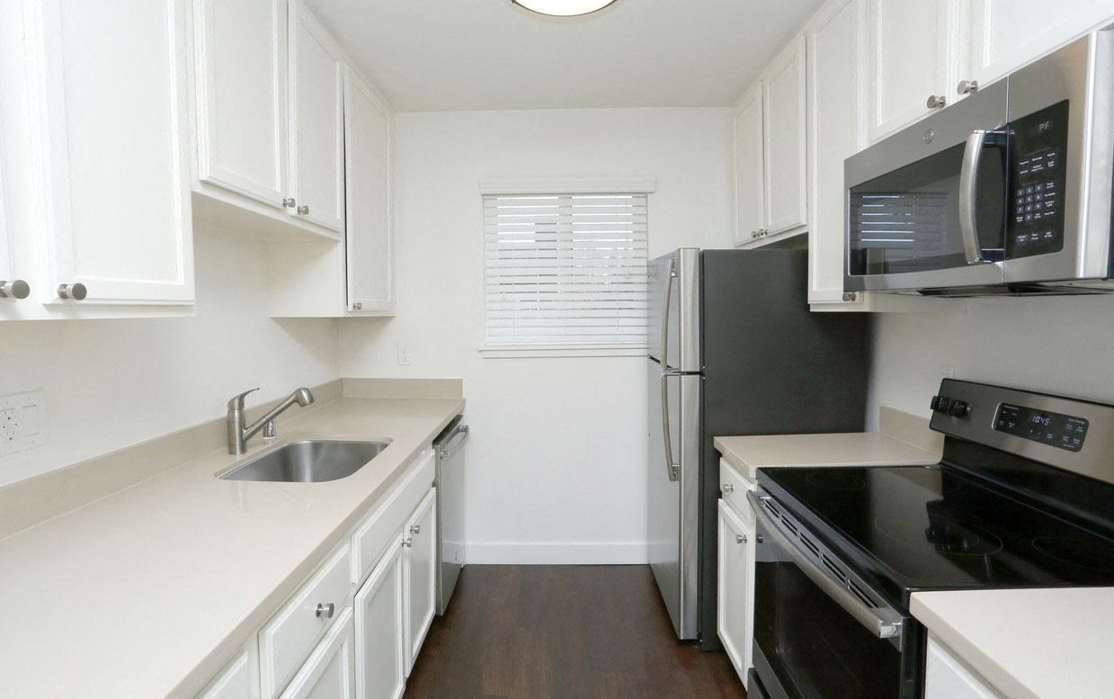 GROVE Apartments Image 4