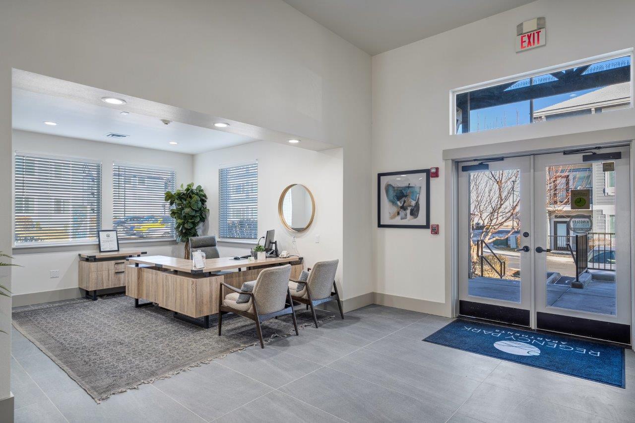 Regency Park Apartments at Queensgate Image 14
