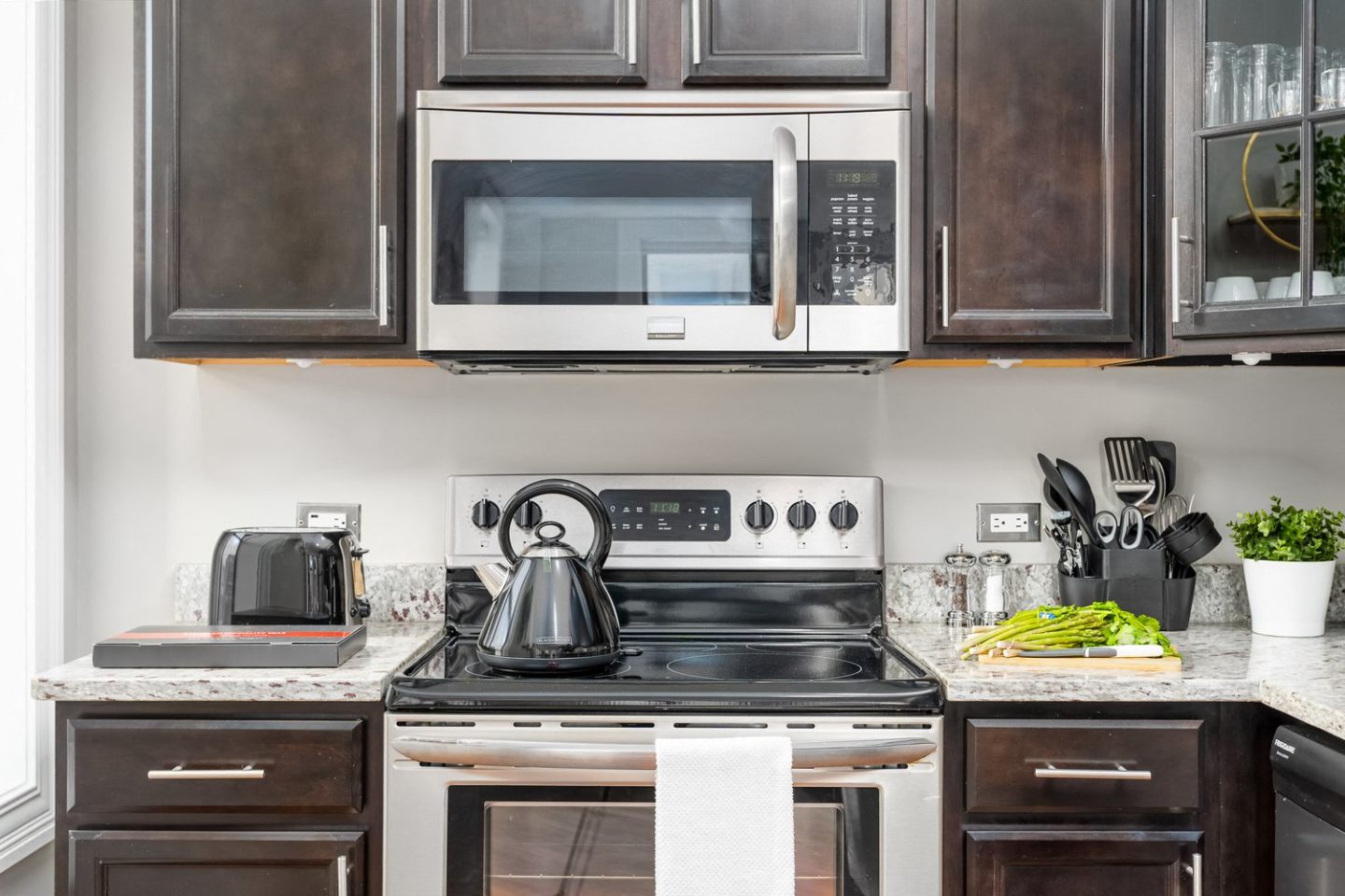 Somerset Place Apartments Image 42