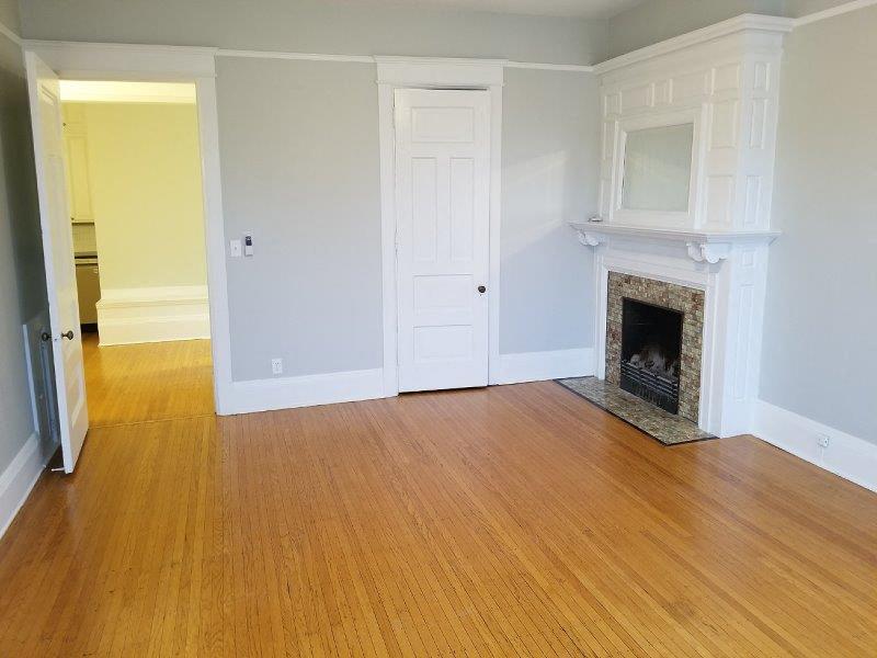 929 Summit Image 4