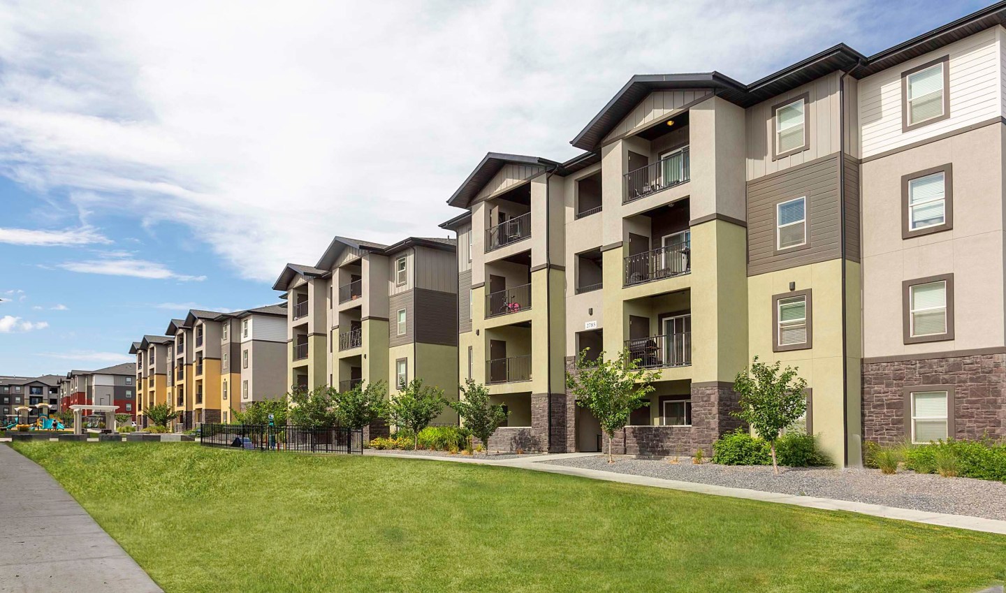 Oquirrh Hills Image 16
