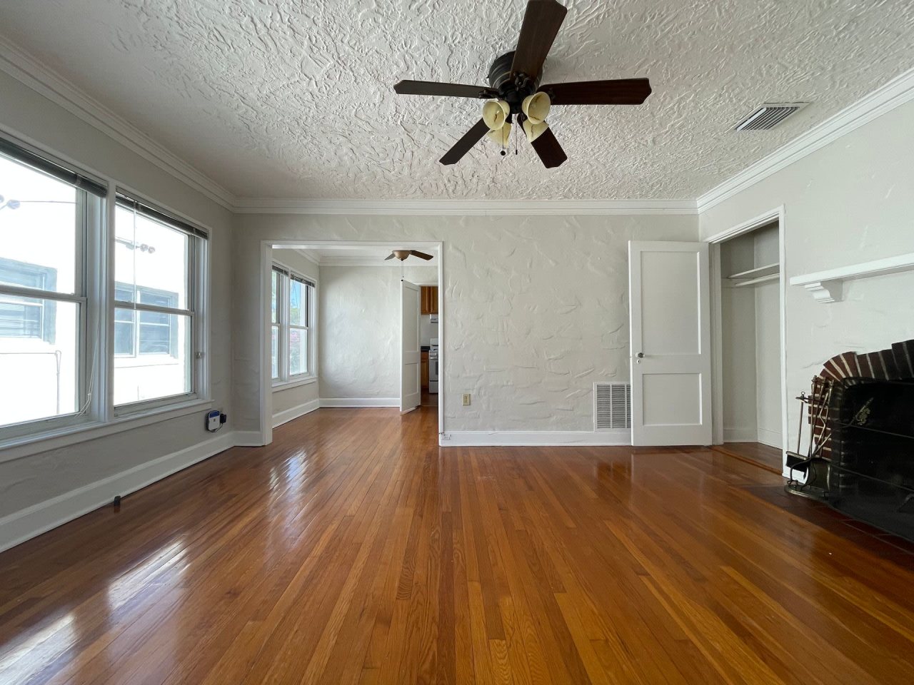 Lake Eola Heights Apartments Image 20