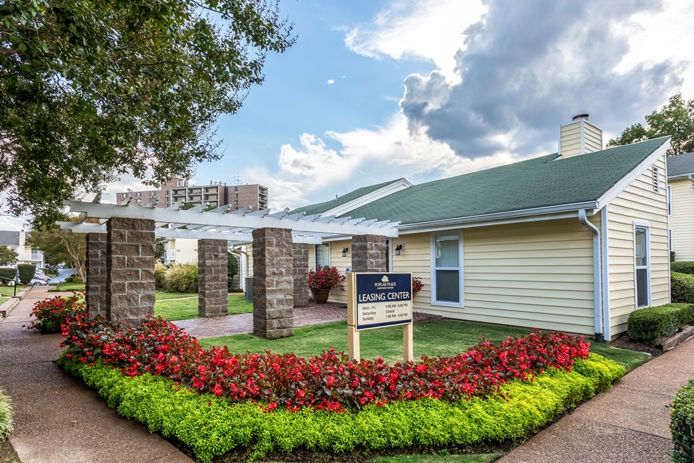 Poplar Place Townhomes Image 2