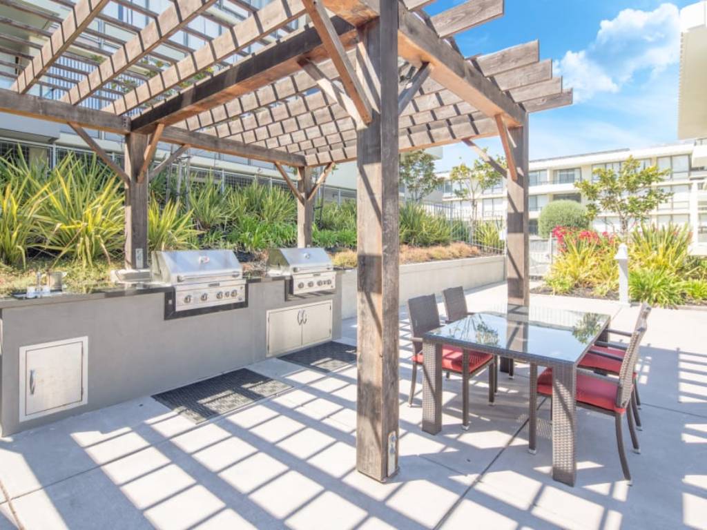 Skyline Terrace Image 15