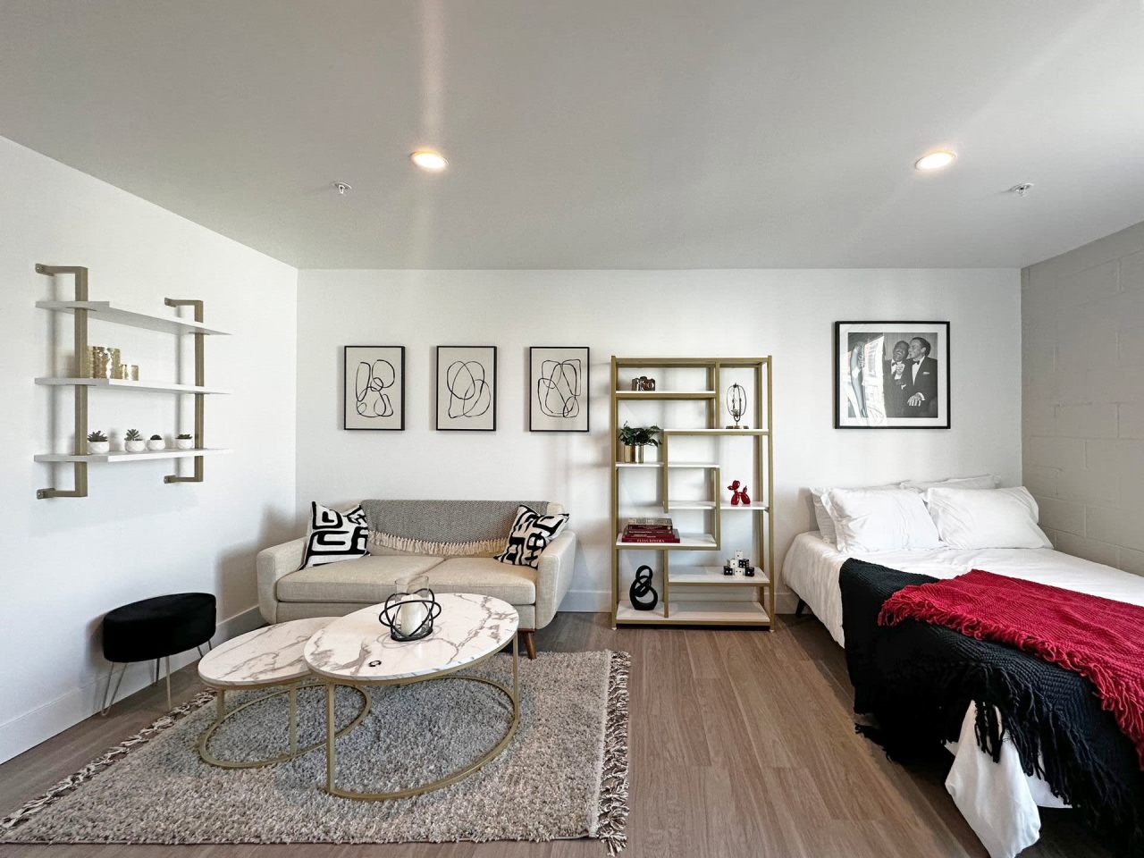 DLUX Lofts Image 6