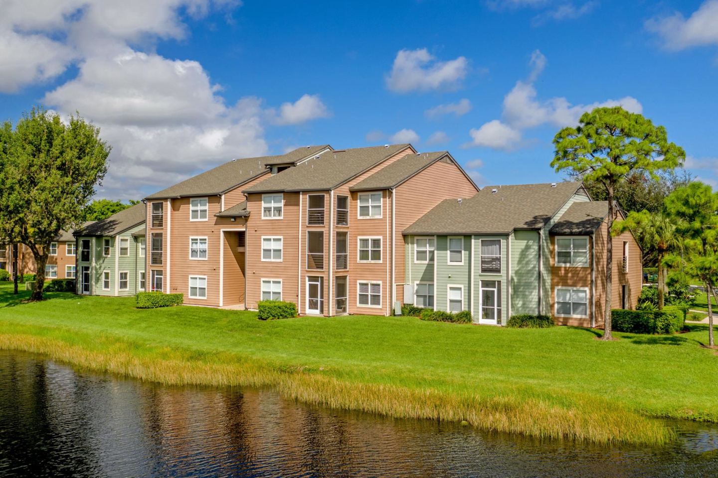 Visions at Willow Pond Image 12