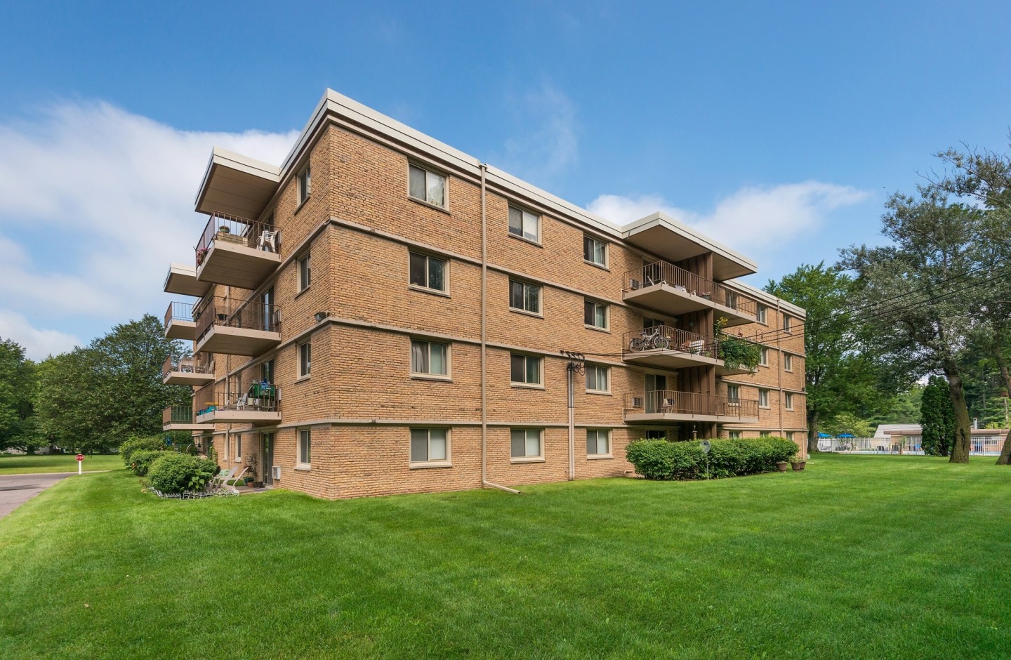 Cherry Court Image 12