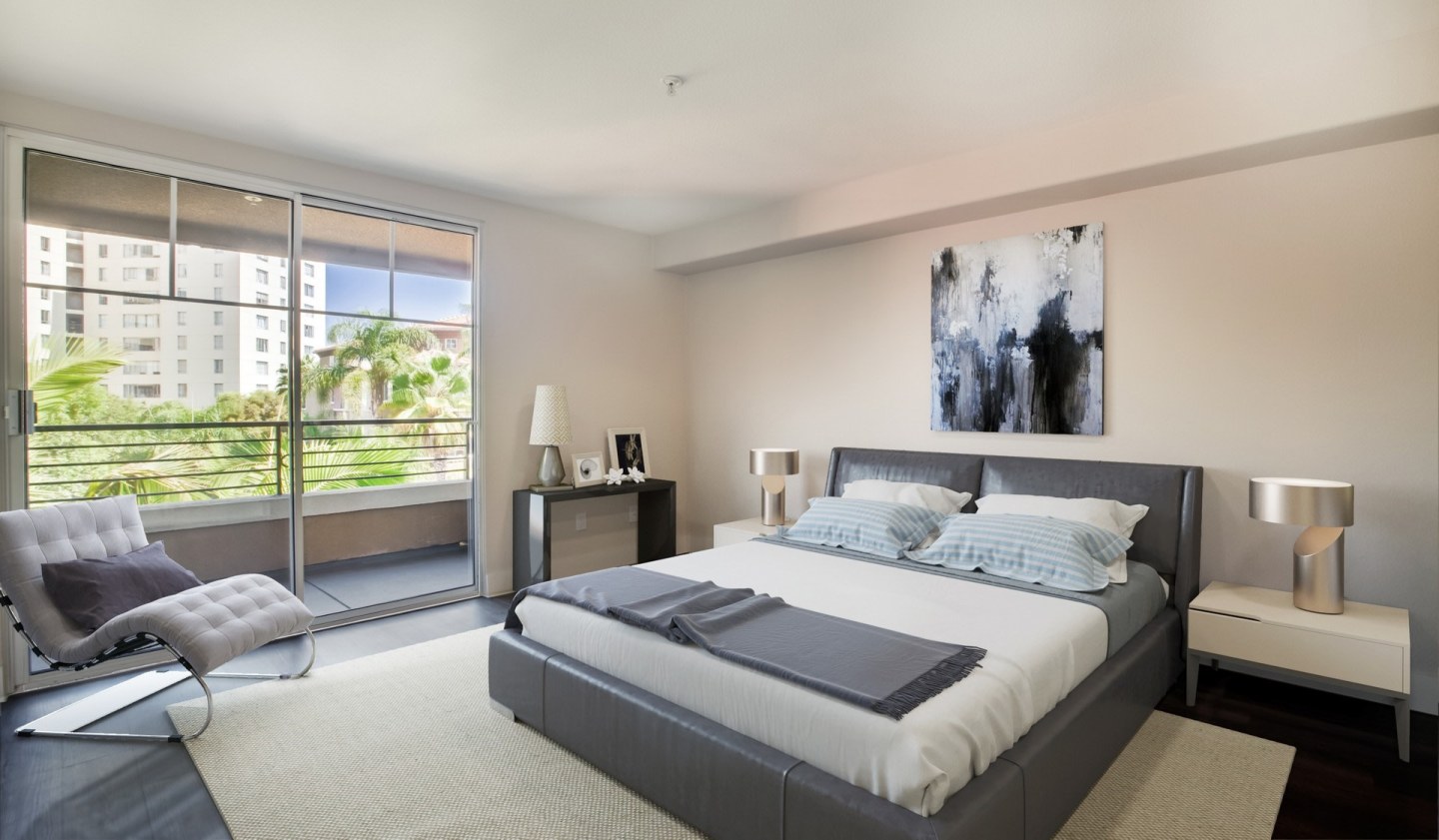 Villas at Park La Brea Image 3