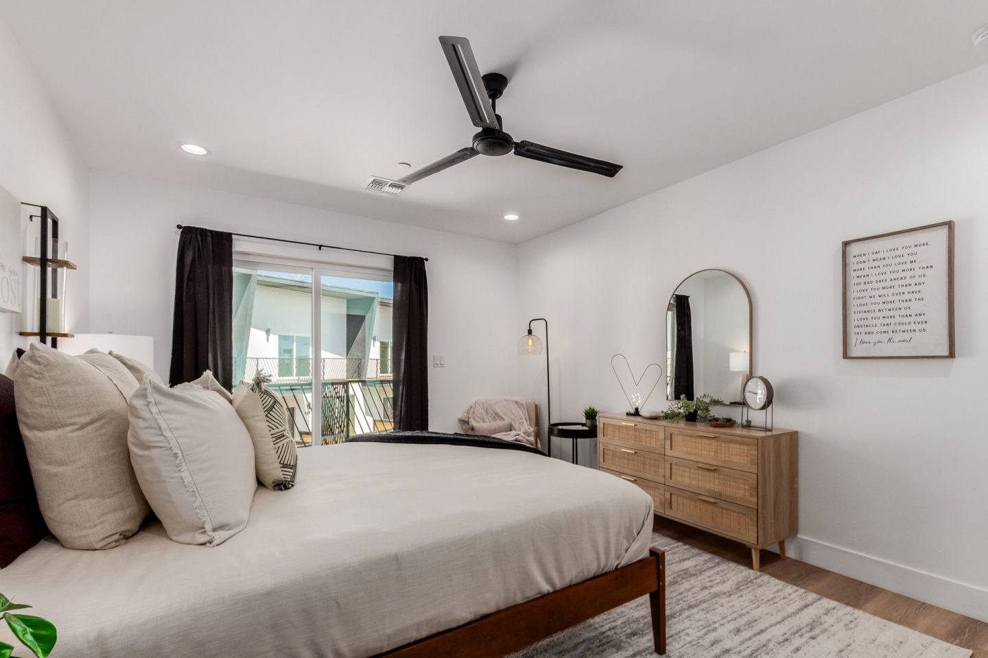 CJ Luxury Townhomes Image 28