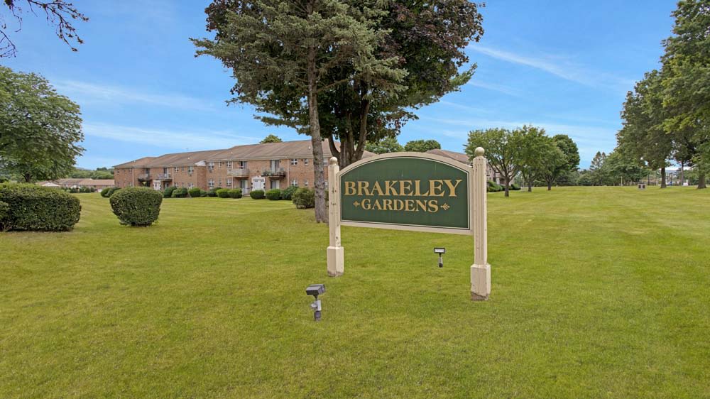 Brakeley Gardens Image 22