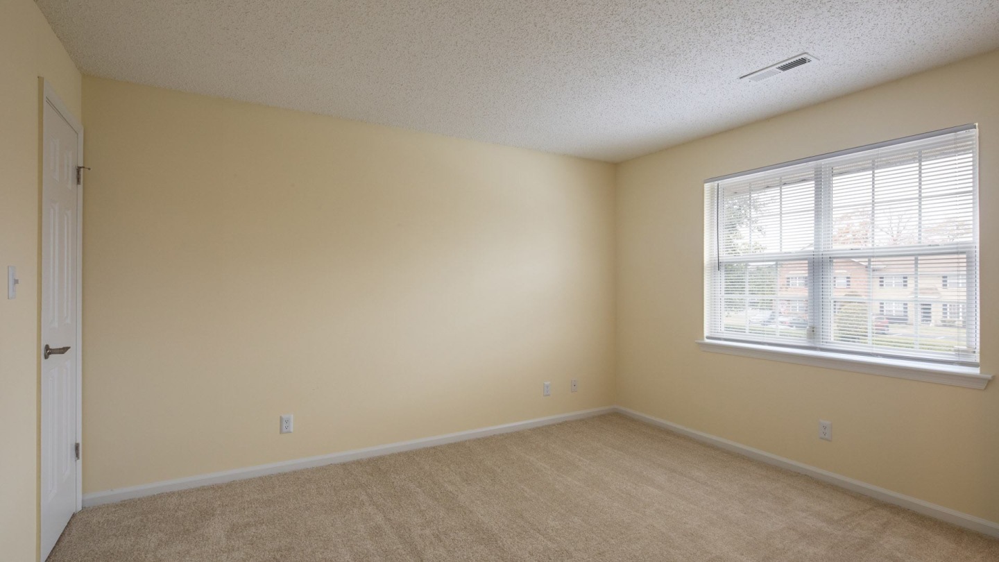 Holly Point Apartments Image 77