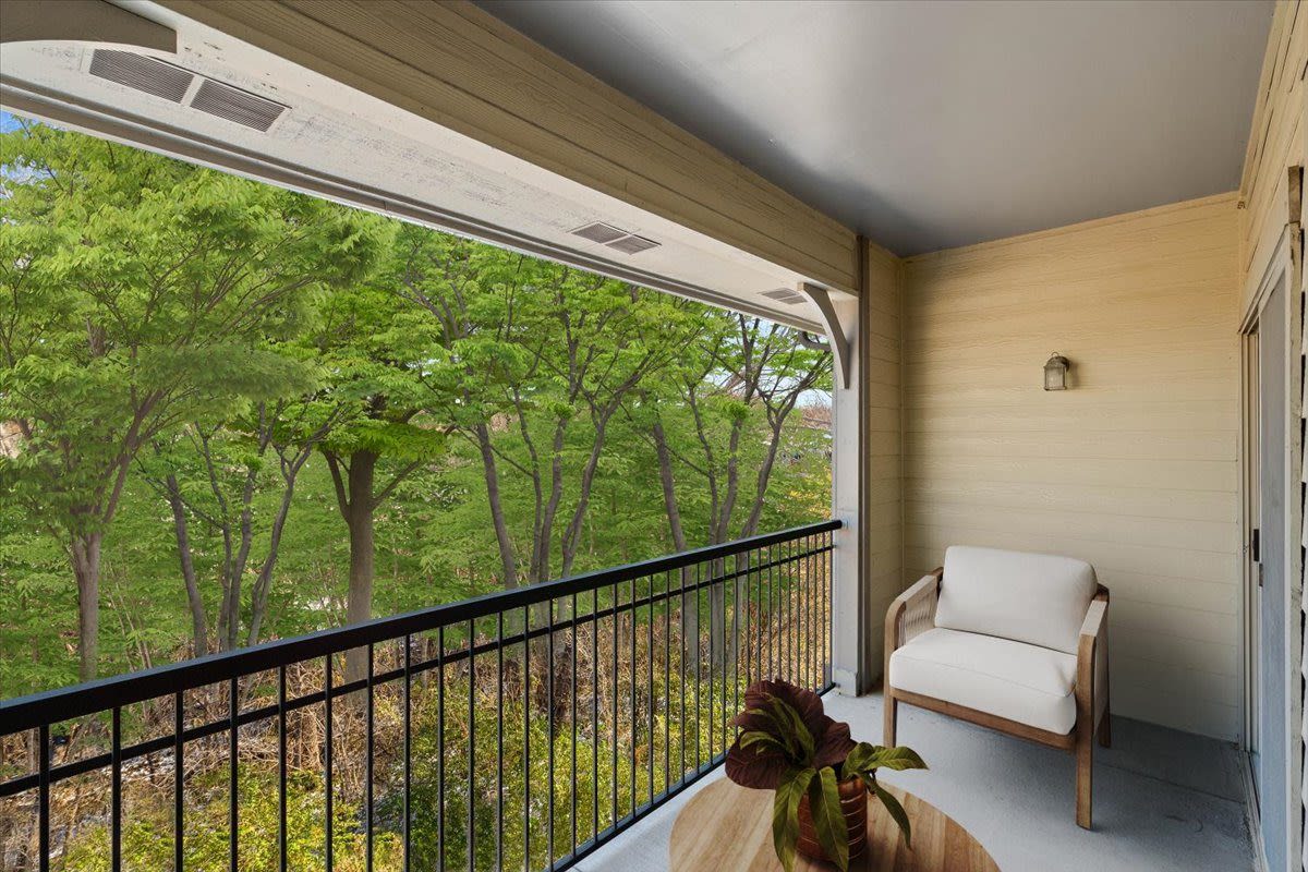 Crescent Apartments Image 10