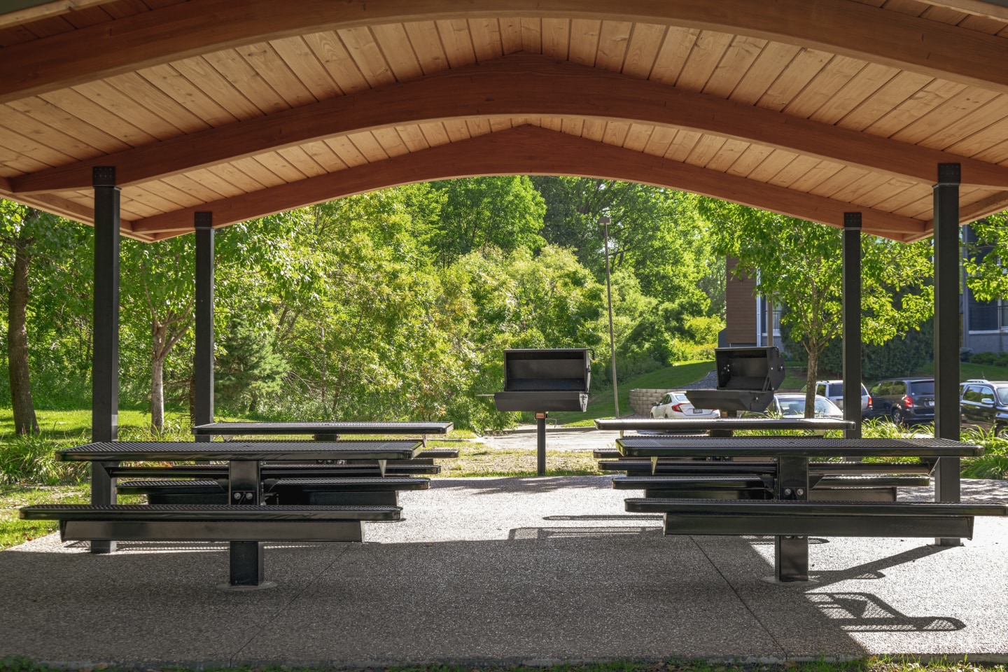 Pebblebrook Court Image 14