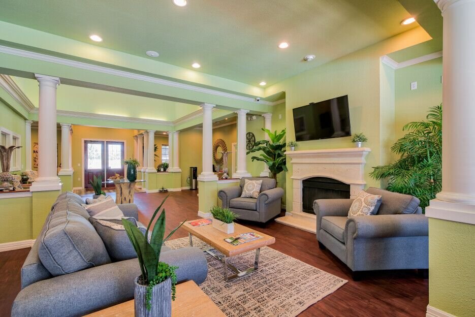 Lake Forest Image 6