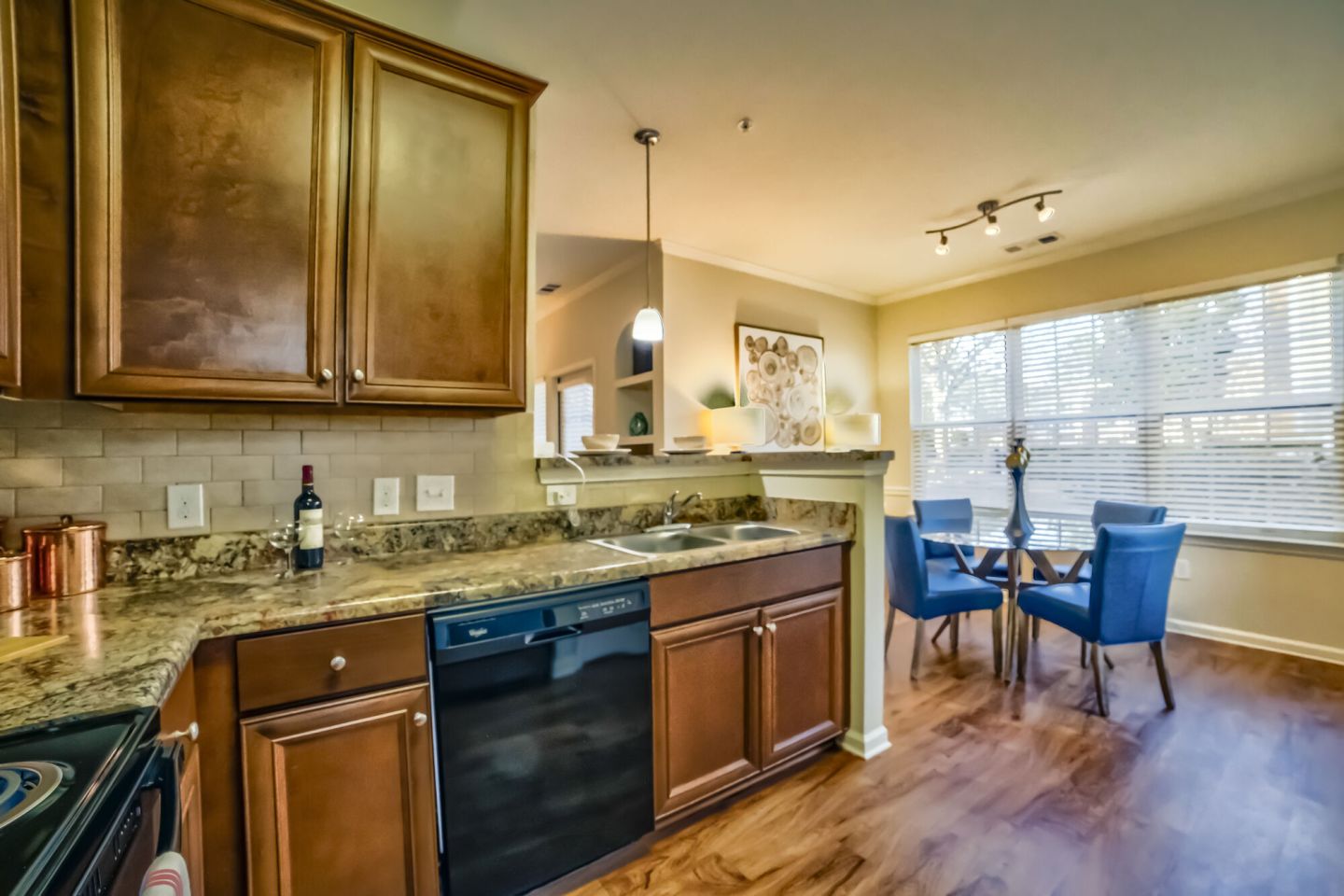 Avonlea At Towne Lake Image 14