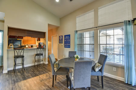 Pleasant Creek Apartments Image 17