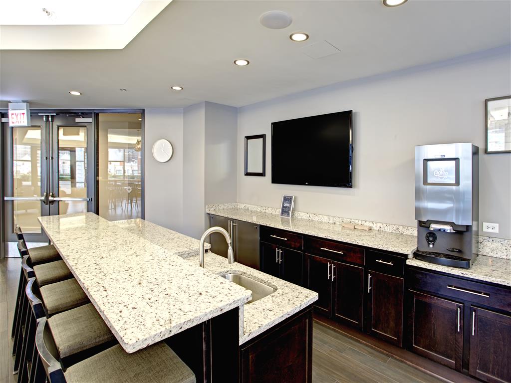 Cityfront Place Image 32