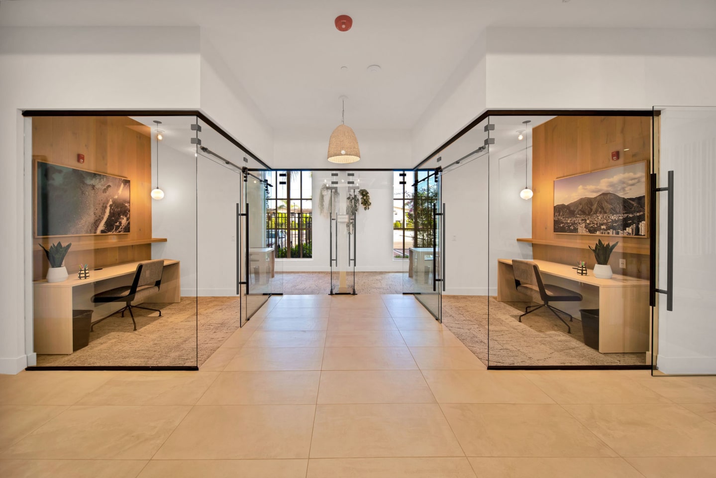 Vesada Luxury Apartment Homes Image 11
