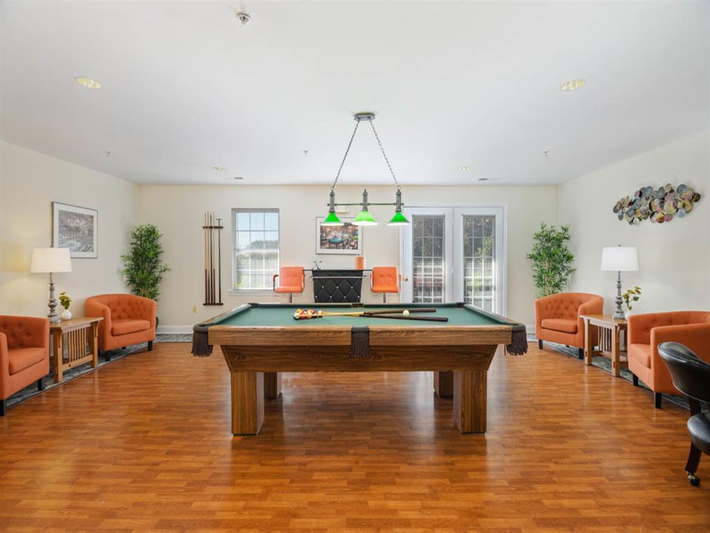 Senior Housing - Kentlands Manor Senior Apartments Image 15