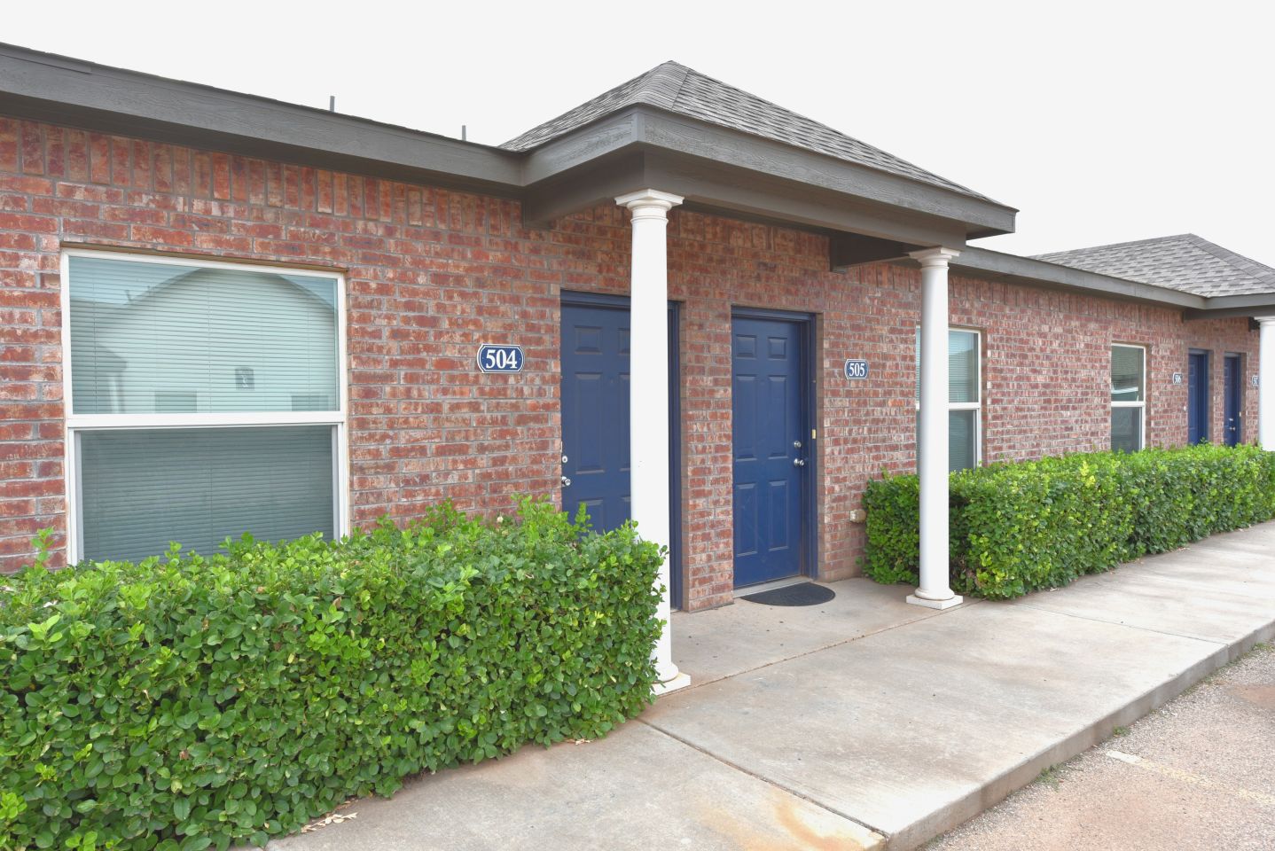Chilton Village Apartments Image 1