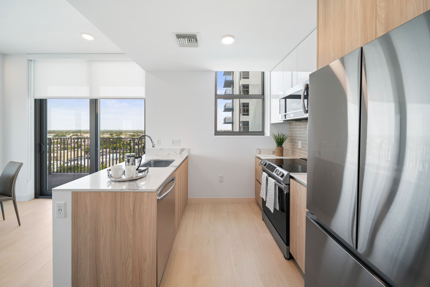 1818 Park Image 3