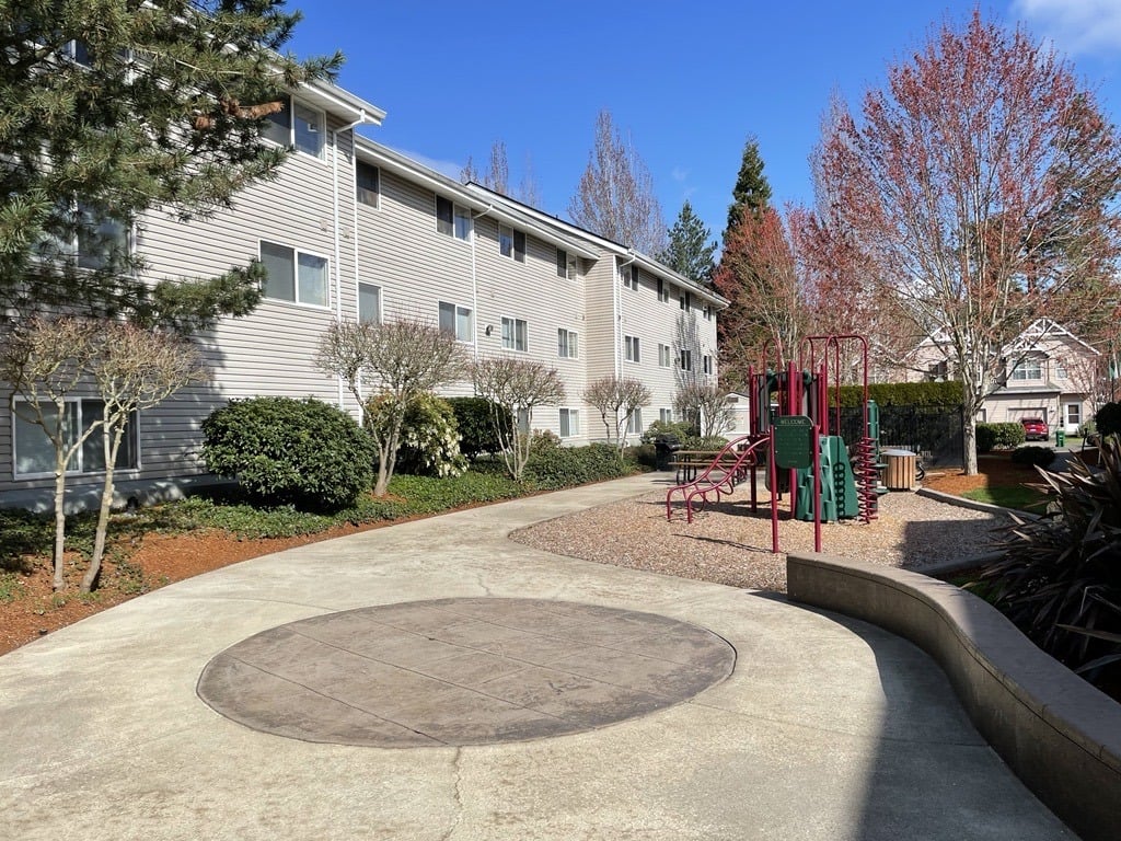 Cascade Woods Apartments Image 21
