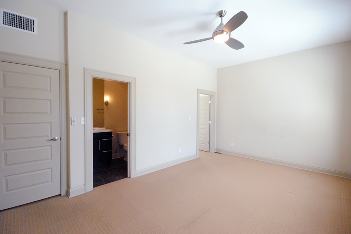 4701 McPherson Image 15
