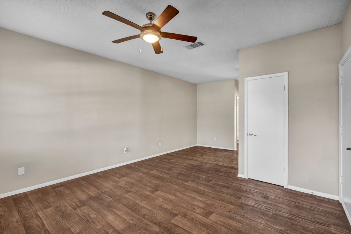 Enclave Image 10