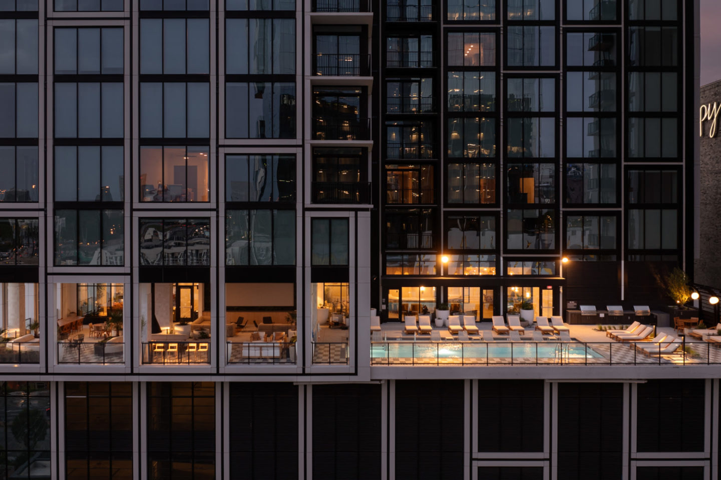 Emmi Midtown Image 1