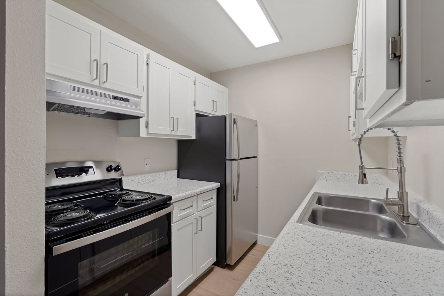 Verde Apartments Image 7
