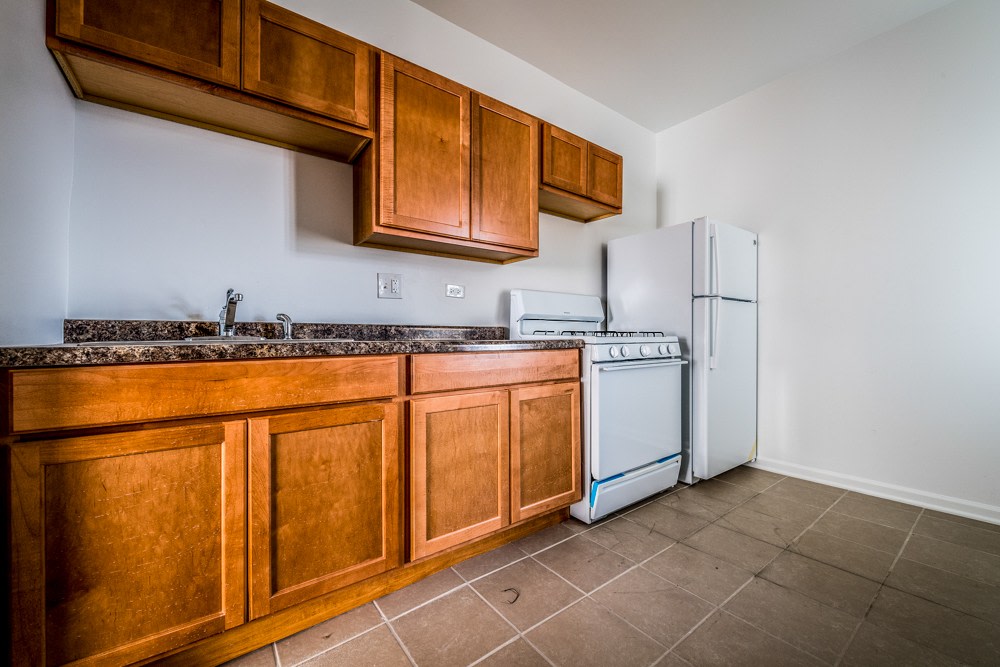 7300 S Yates Image 6