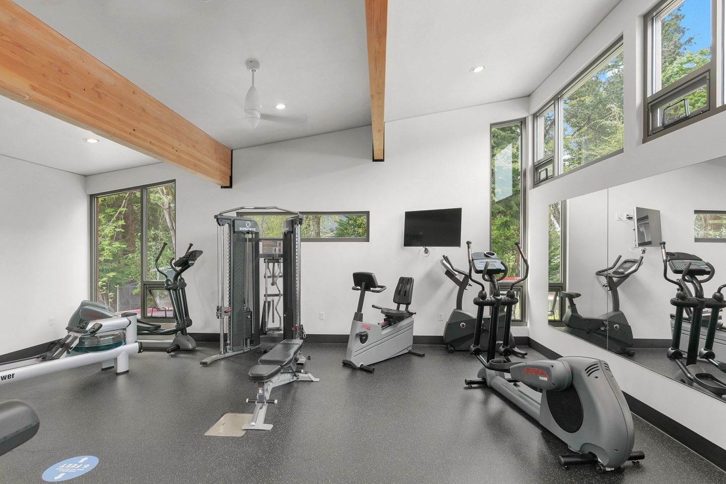 Cedar Hills Image 38